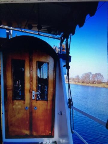 Schiff Ahoy, Hotelschiff, Hausboot, Boot, Passagierschiff Stuttgart Ngoại thất bức ảnh